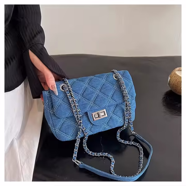 Daphne Chain Tote - Image 3