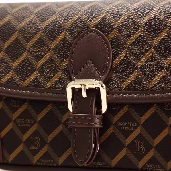 Sienna Chain Detail Shoulder Bag - Image 5