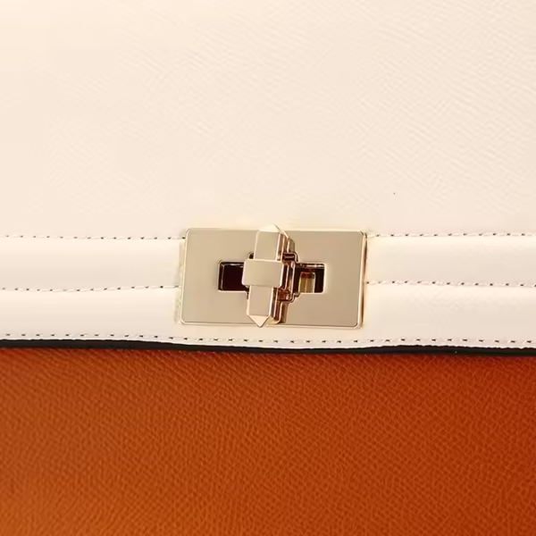 Aubrey Curved Zip Shoulder Bag - Image 5