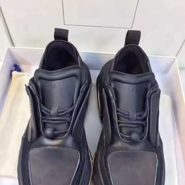 Comfortable Running Shoes - Image 2