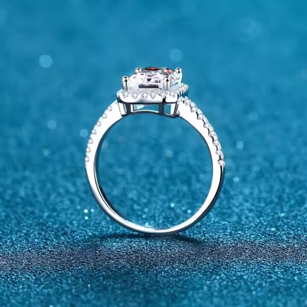 Emerald-Cut Diamond Ring - Image 4