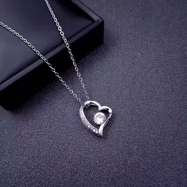 Platinum Heart Pendant - Image 3